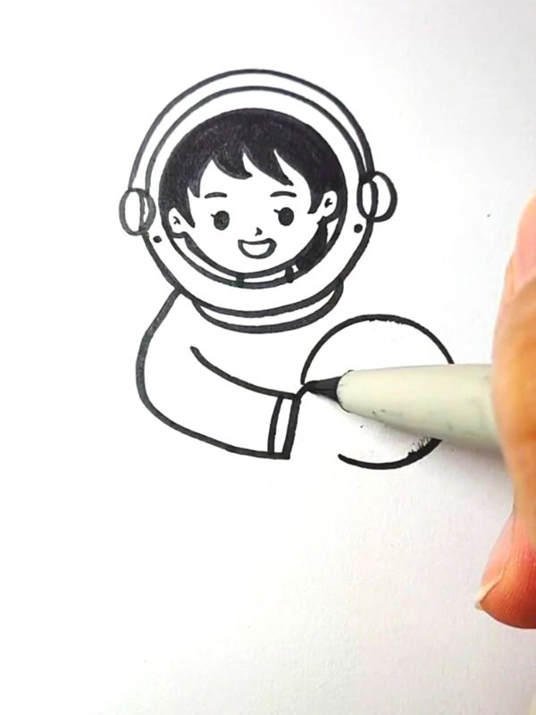 how to draw space suit (1)